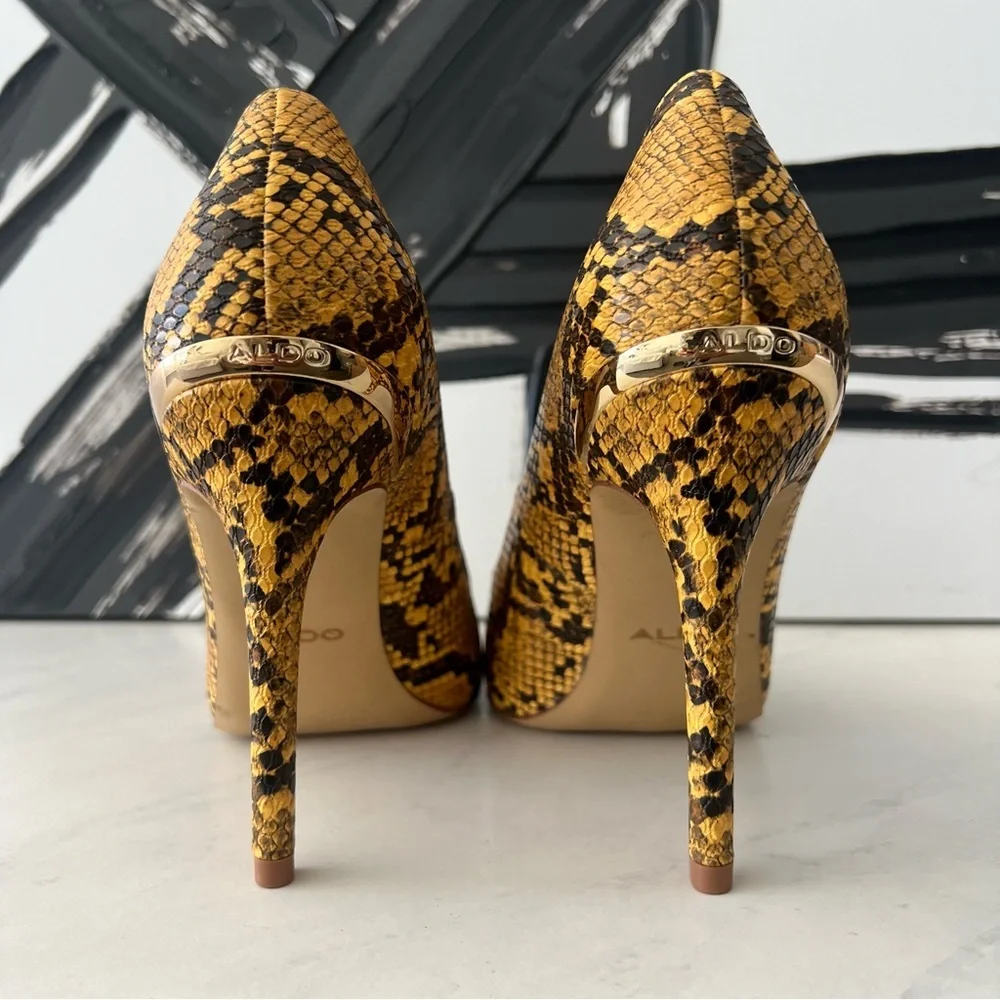 ALDO Yellow Snake Print Pumps - Picture 6 of 9